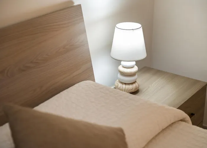 Paradiso Marino צ'פאלו